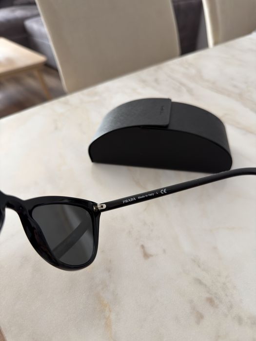 Prada Cut Eye слънчеви очила