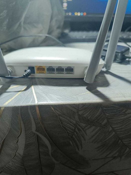 Продается роултер модем оптика MERCUSYS MW325R