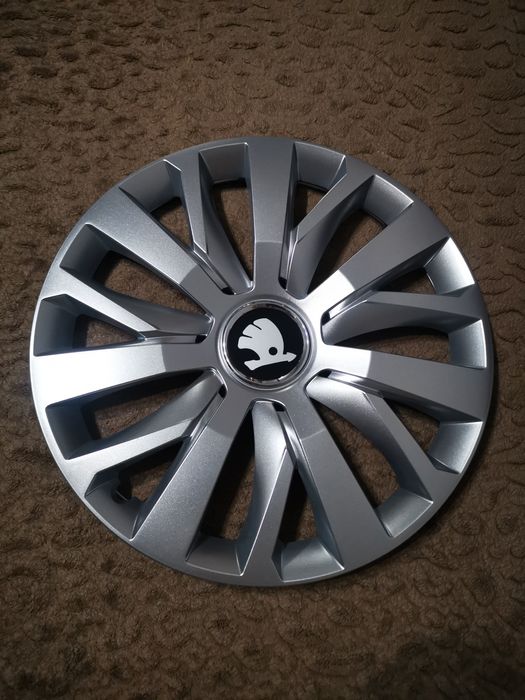 Capace roti Skoda 15inchi,logo nou-Capace Renault,Peugeot,Logan 15inch