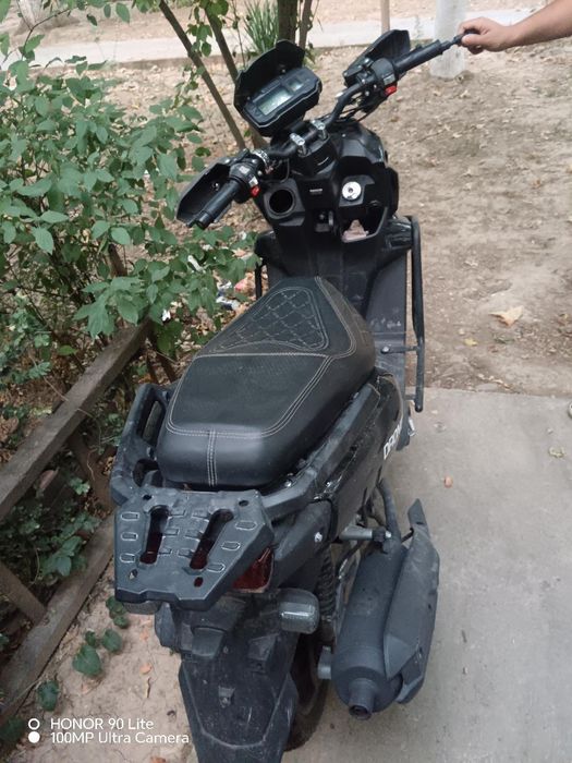 Skuter tank 150 cc benzin