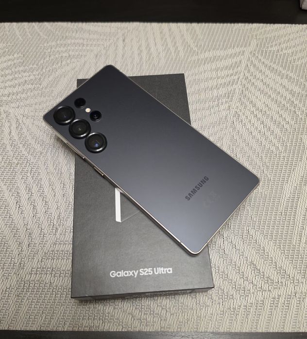 Samsung s25 ultra 12 ram 512gb Titanium Black
