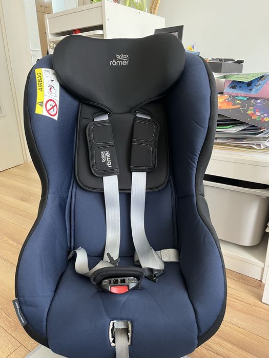 Столче за автомобил Britax Romer Max-Way Plus