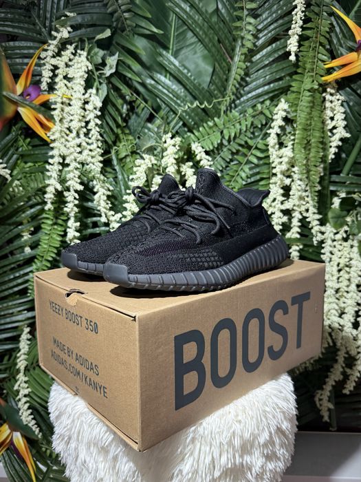 Adidas Yeezy 350 Onyx Black
