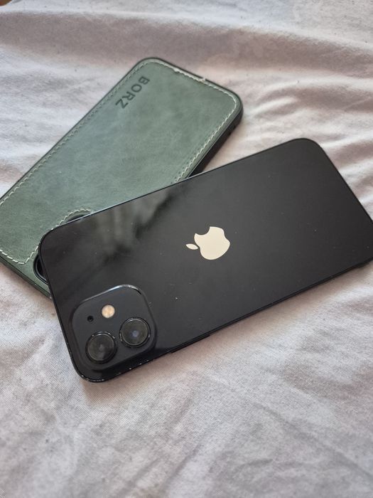 айфон 12 64 гиг.