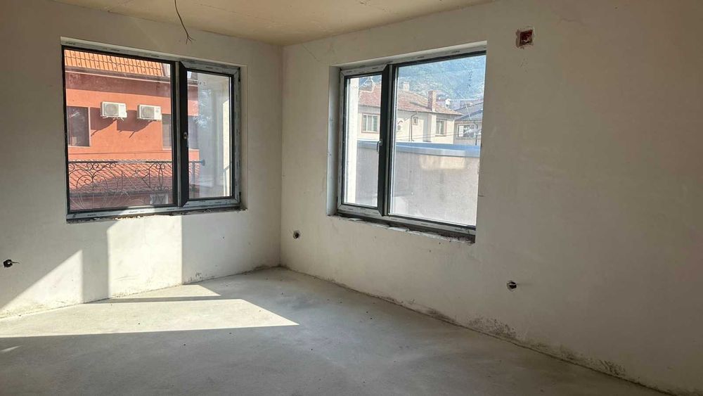 Продава: Двустаен апартамент 75.20 кв.м, НОВО СТРОИТЕЛСТВО, гр.Карлово