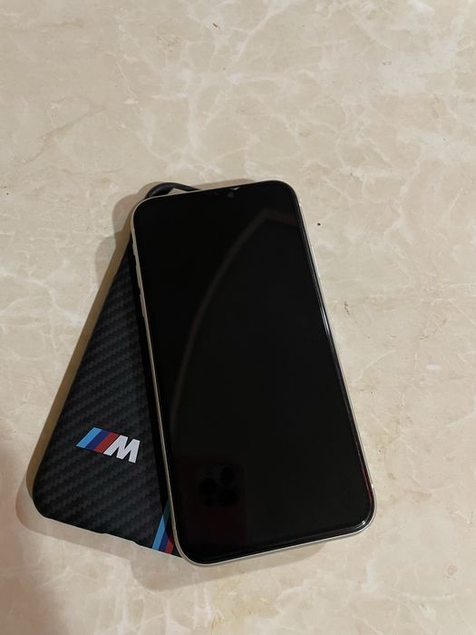 Iphone 11 idiyalidan