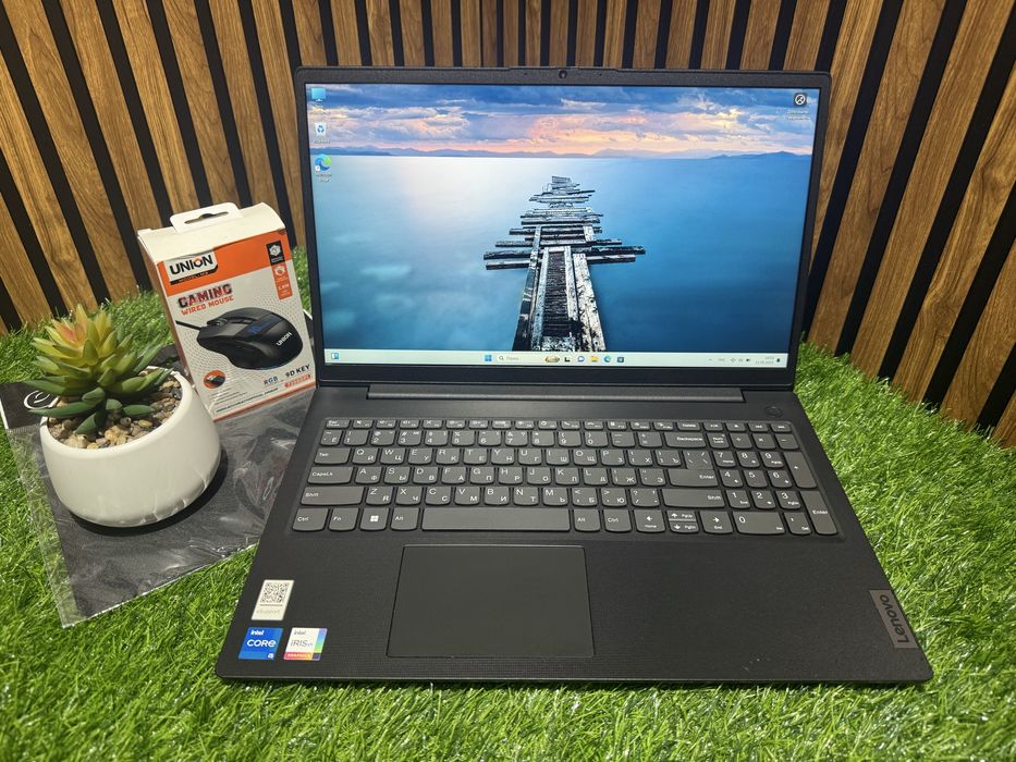Ноутбук Lenovo V15 Core i5-1235U|8GB|SSD512GB|Iris Xe Graphics|