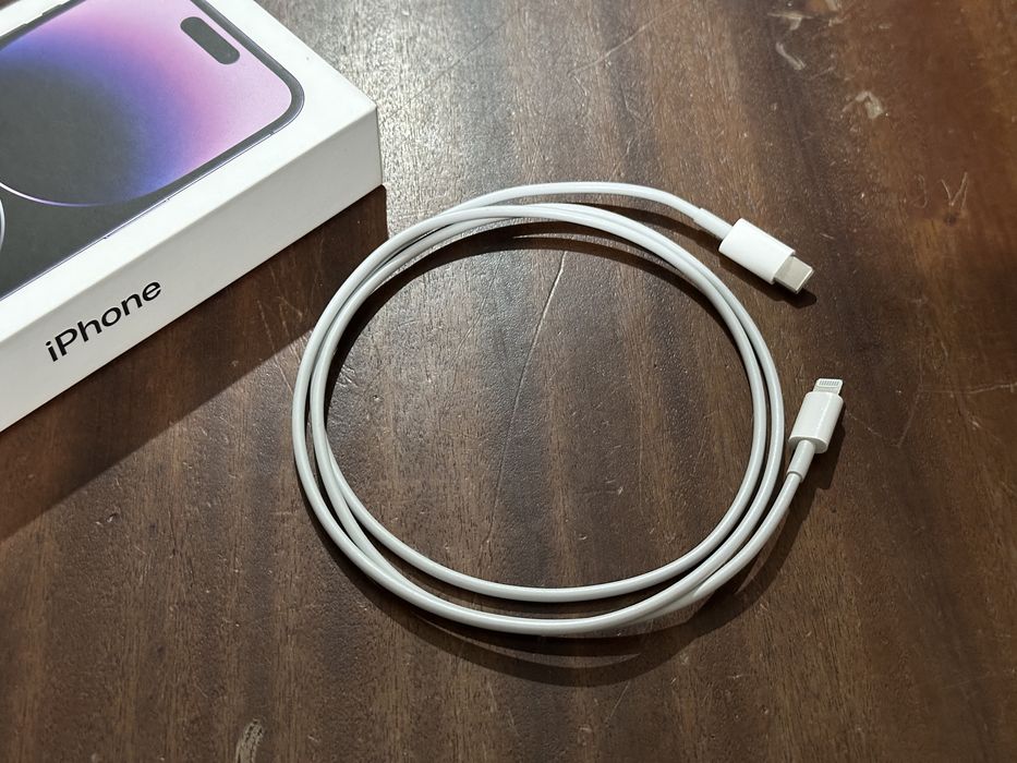 Кабель Lightning оригинал, с коробки iPhone 14 Pro