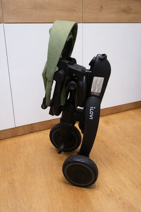 Трехколесный велосипед