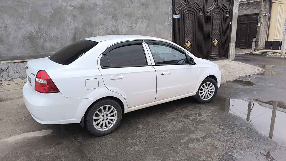 Узимники сотилади