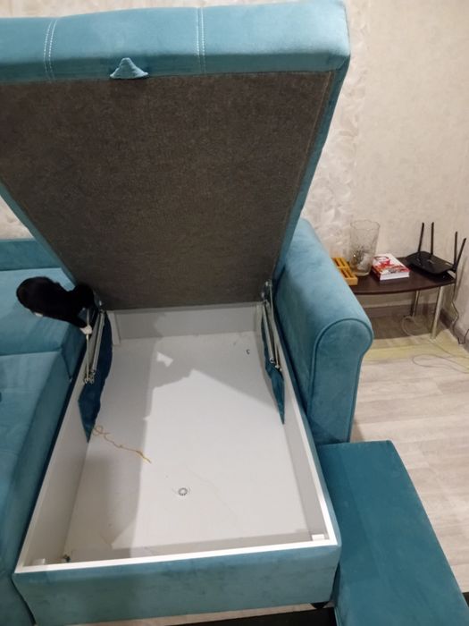 Диван в хорошем состоянии