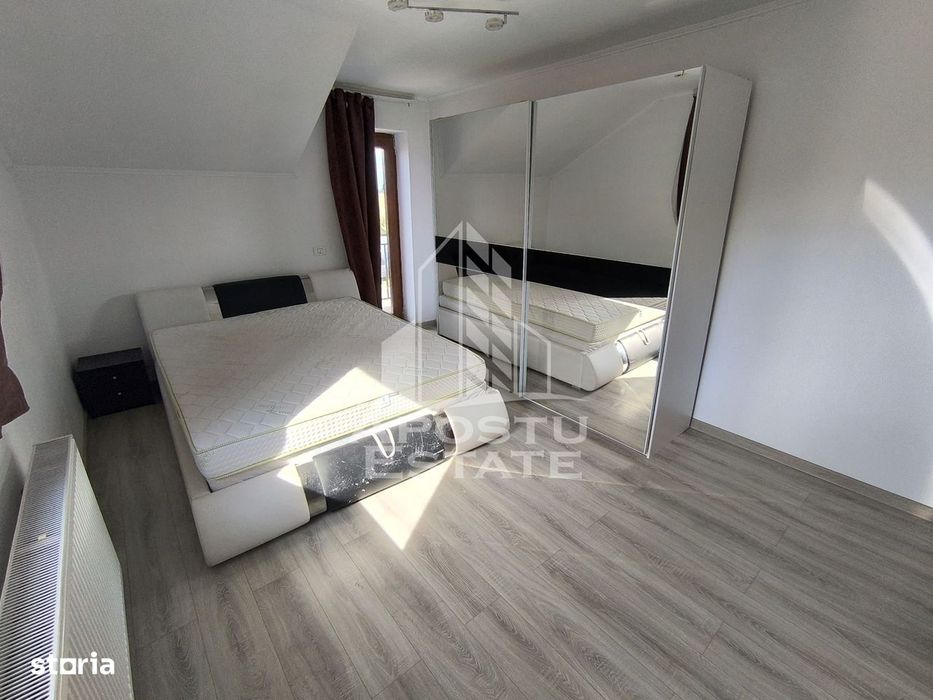 Duplex de vanzare, cu 4 camere si 3 bai, mobilat si utilat,Dumbravita