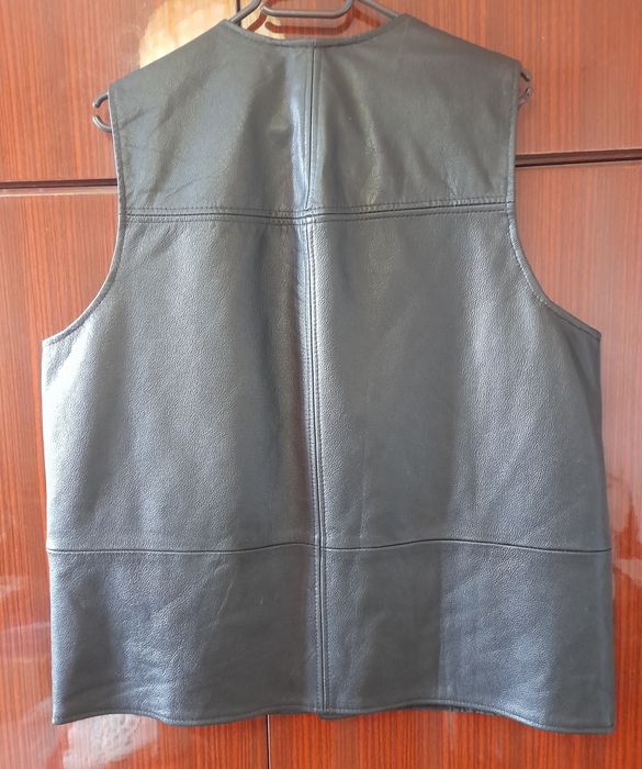 Елек от естествена кожа спортно елегантен