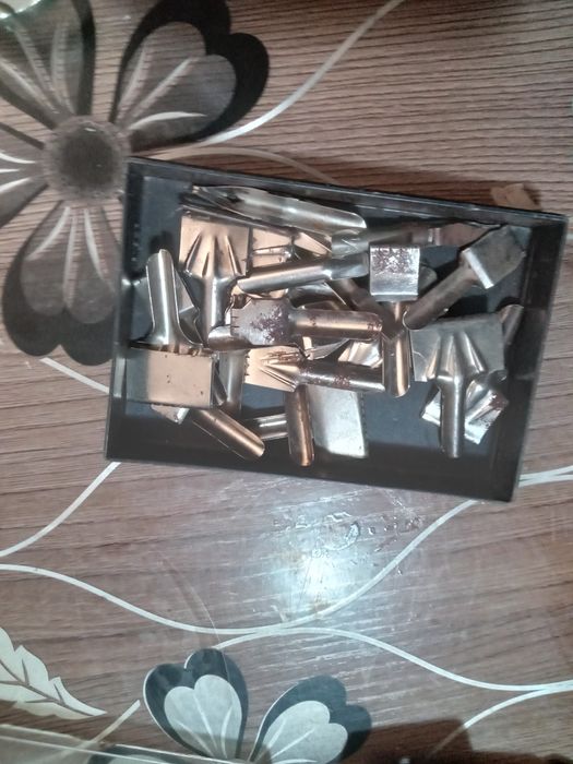 Перья для чернил .