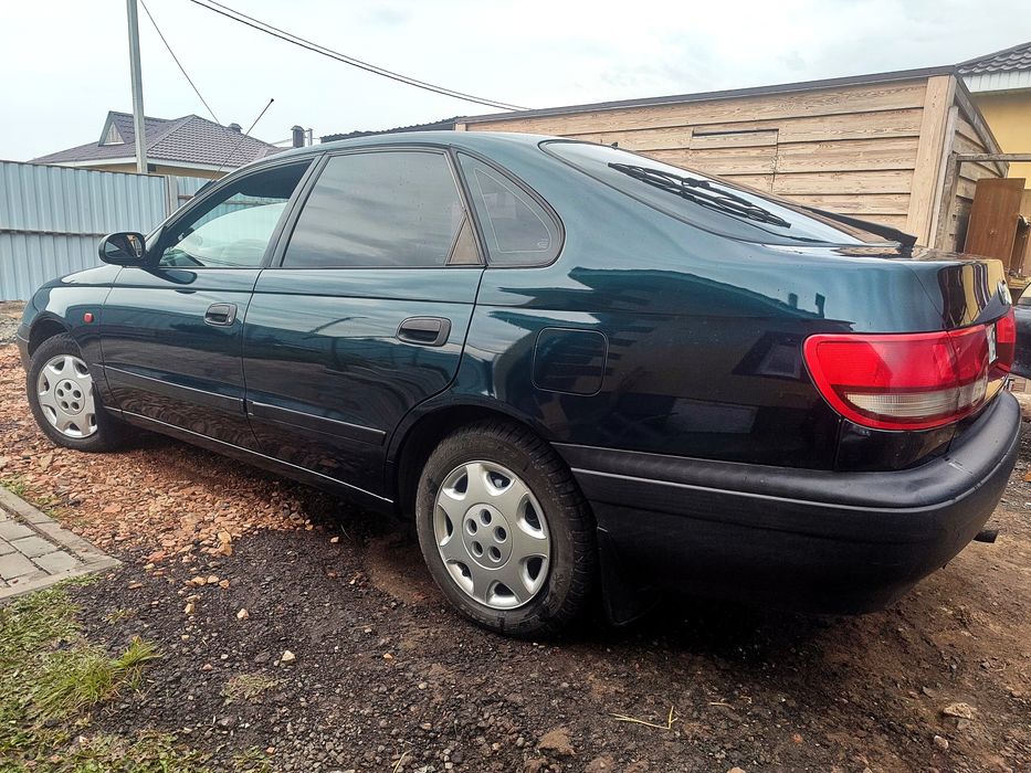 Toyota Carina E 1.6
