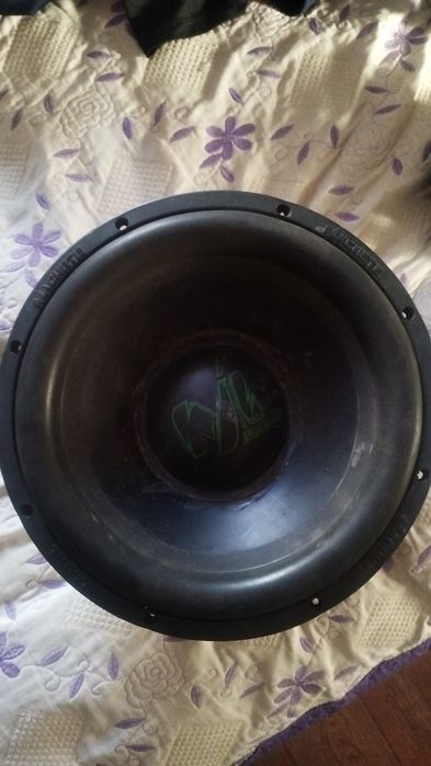 Продам Усилитель Саб