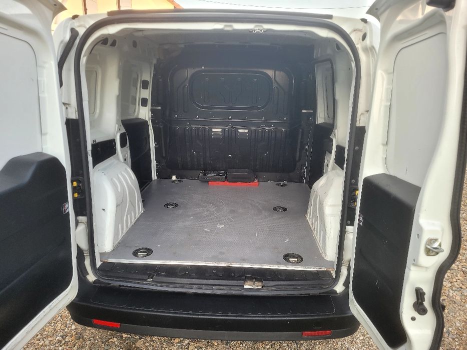 Opel Combo 2017. 1.6 diesel, clima