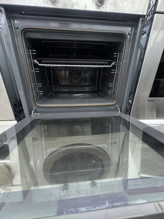 Фурна  за вграждане Electrolux
