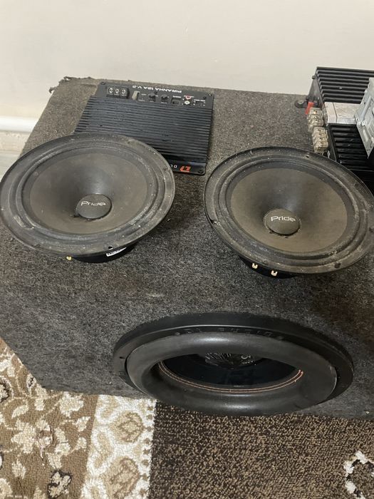 Сабуфер в машину