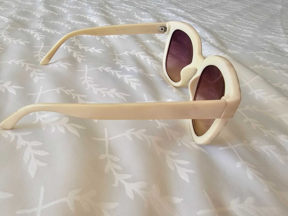 Дамски слънчеви очила