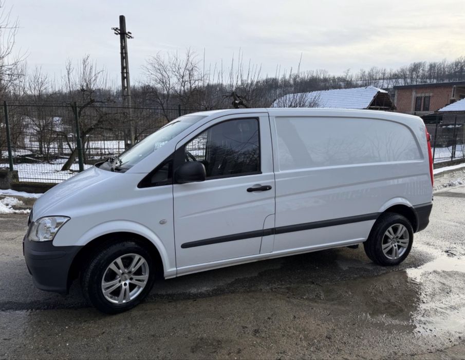 Mercedes Vito Alb