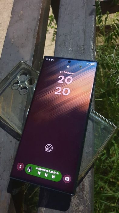 Samsung galaxy s22 12/256 snapdragon