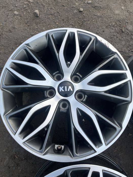 R17 киа лексус тайота к5