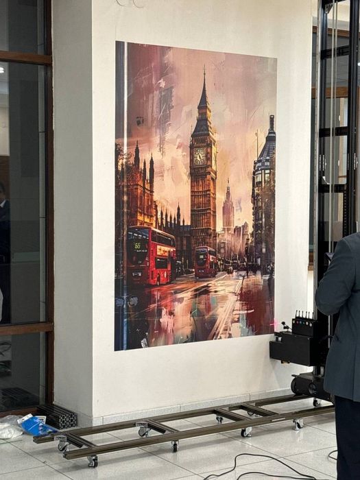 Робот-рассом[ художник]UV-Краска Деворга расм чизиш Рисование на стене