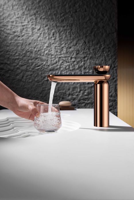 Луксозен смесител с LED подсветка и дисплей W143