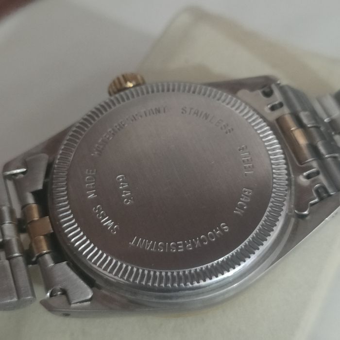 Vând ceas calendar