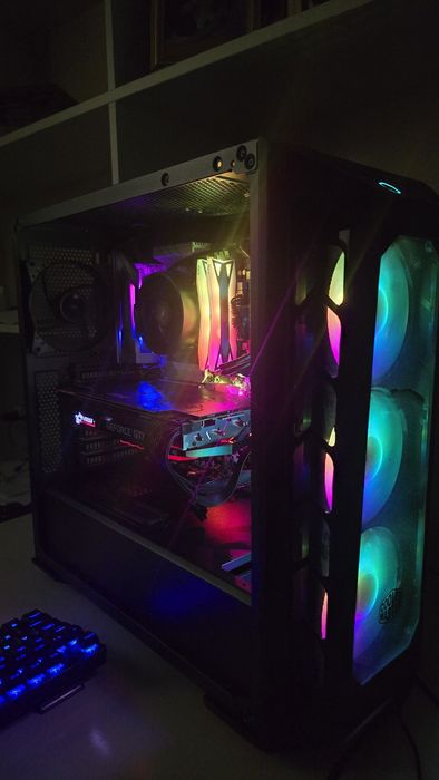 Gaming setup: Геймърски компютър + asus tuf 2k 165Hz монитор + Windows 11 Pro + Клавиатурата, мишка и mousepad(RGB)