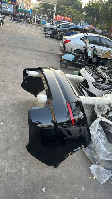 Задний Бампрер на Li L9