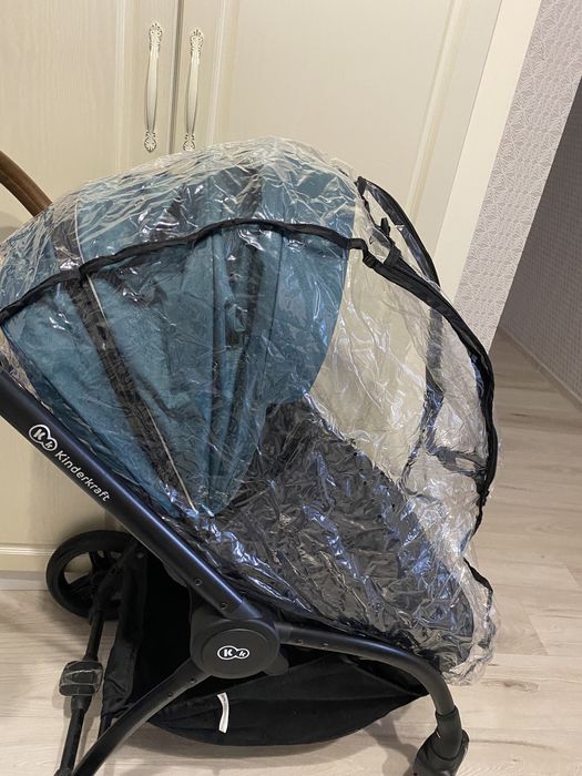 Продам коляску kinderkraft 2 в 1
