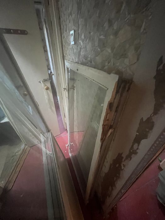 Отдам даром окна деревянные и балконную пару