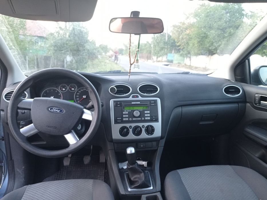 Ford focus ll...