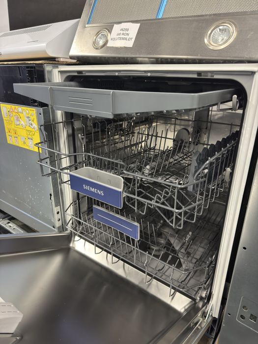 Mașină de spălat vase complet integrabilă Siemens SN63EX06VE