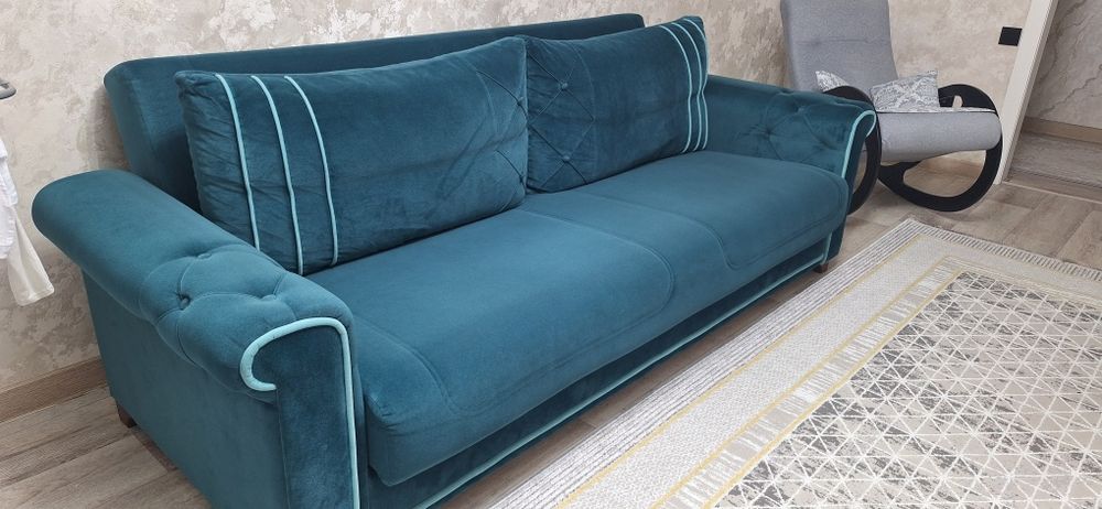 Продам диван раскладной!