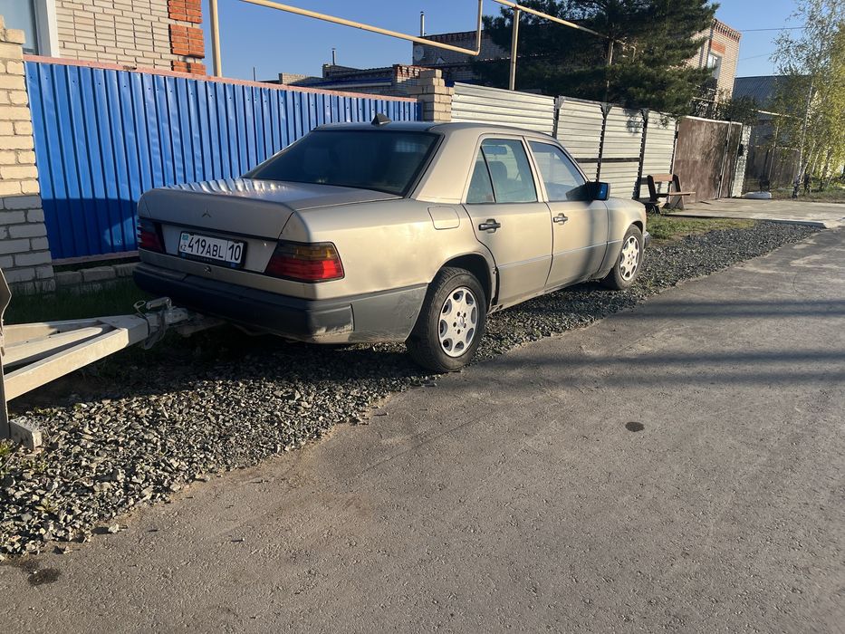Мерседес бенз е230