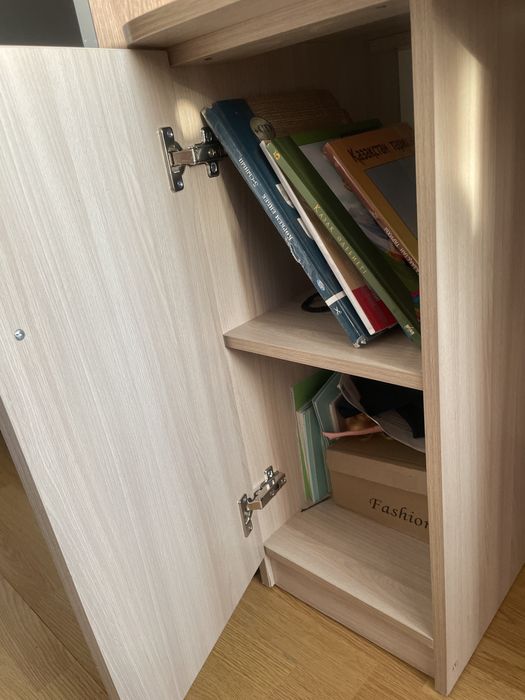 Пиьменный стол или парта