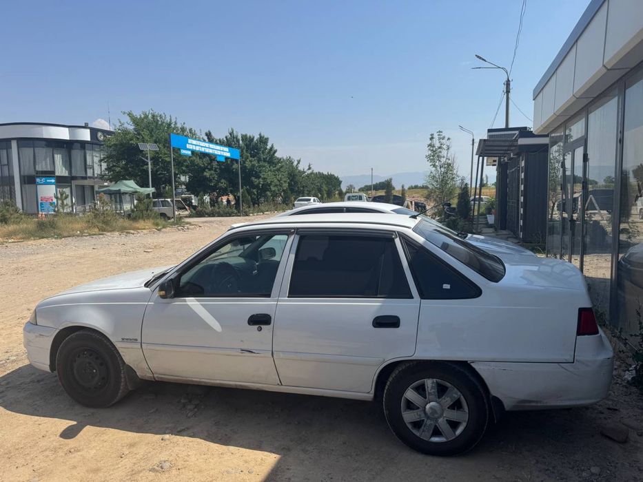 Nexia 2 sotiladi. Metan gazi bor