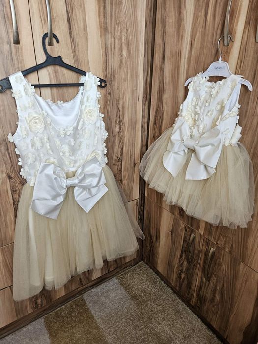 Продавам рокли за повод