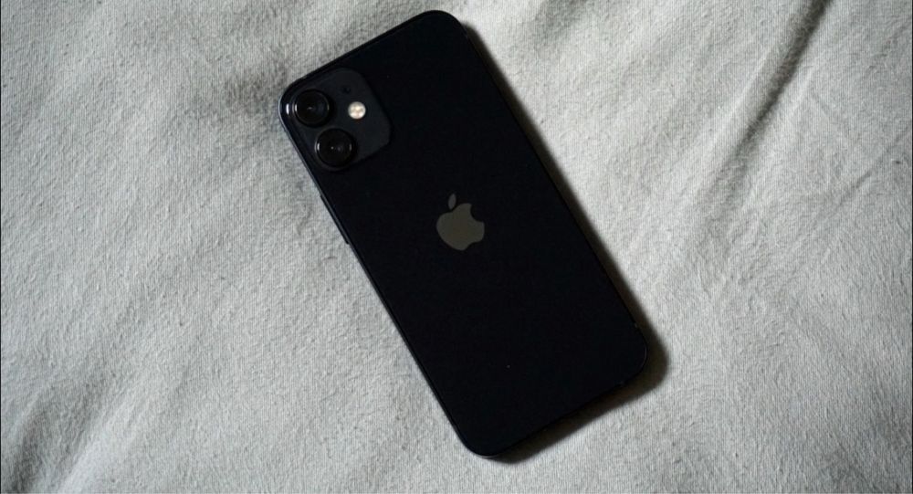 IPone 12. 64gb оригинал один хозяин