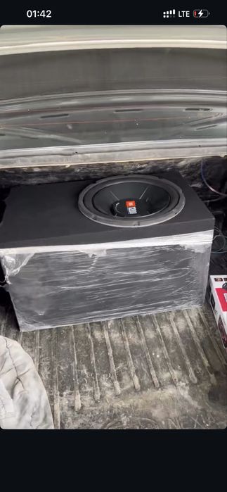 Jbl 1200 sotiladi yashigi bilan birga
