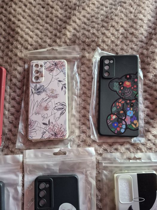 Продавам калъфи за Samsung Galaxy S20 FE