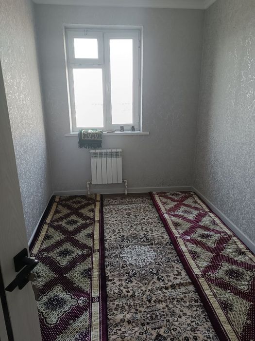 3 xonali 3 tetaj kvartira sotiladi