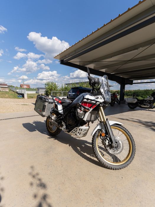 Vând Yamaha Tenere 700 Rally