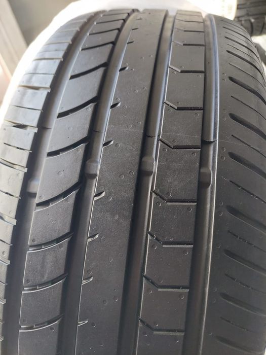 Шины  225/ 55/17
