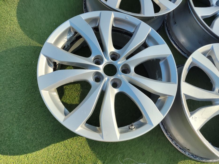 18 5x114.3 Mazda Kia лети джанти 5х114.3