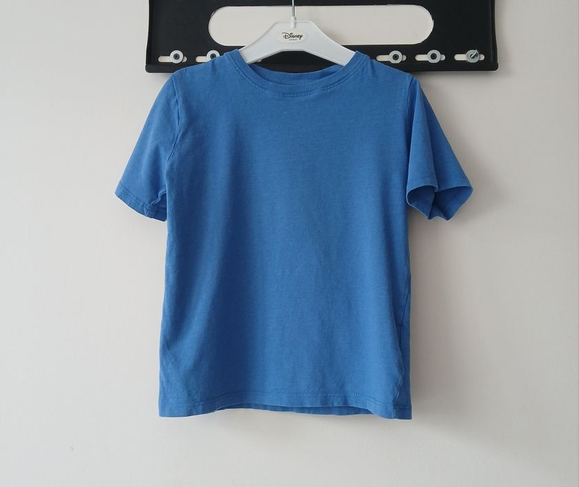 Тениски и къси панталони h&m 122-128