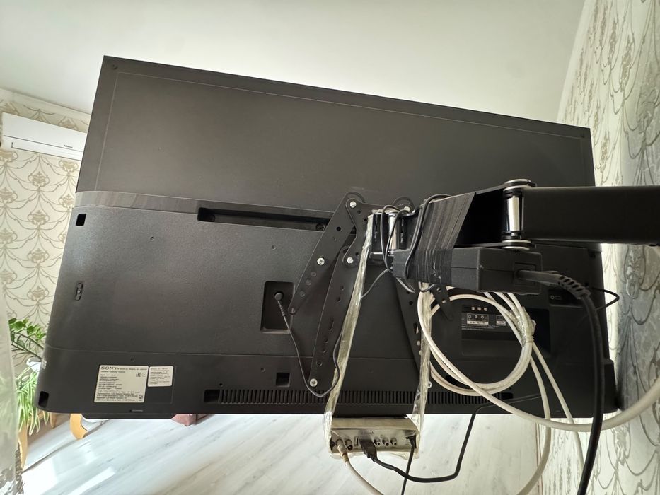 Телевизор Sony, б/у в хорошем состоянии